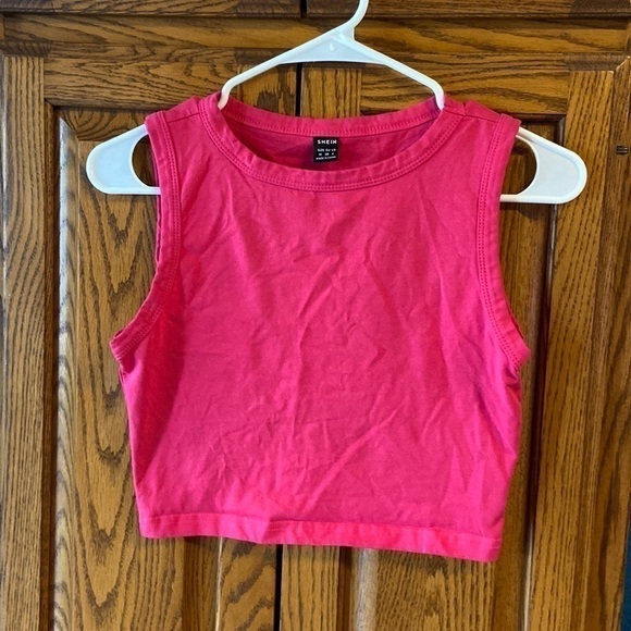 SHEIN Tops - Women’s Medium Crop Top Pink